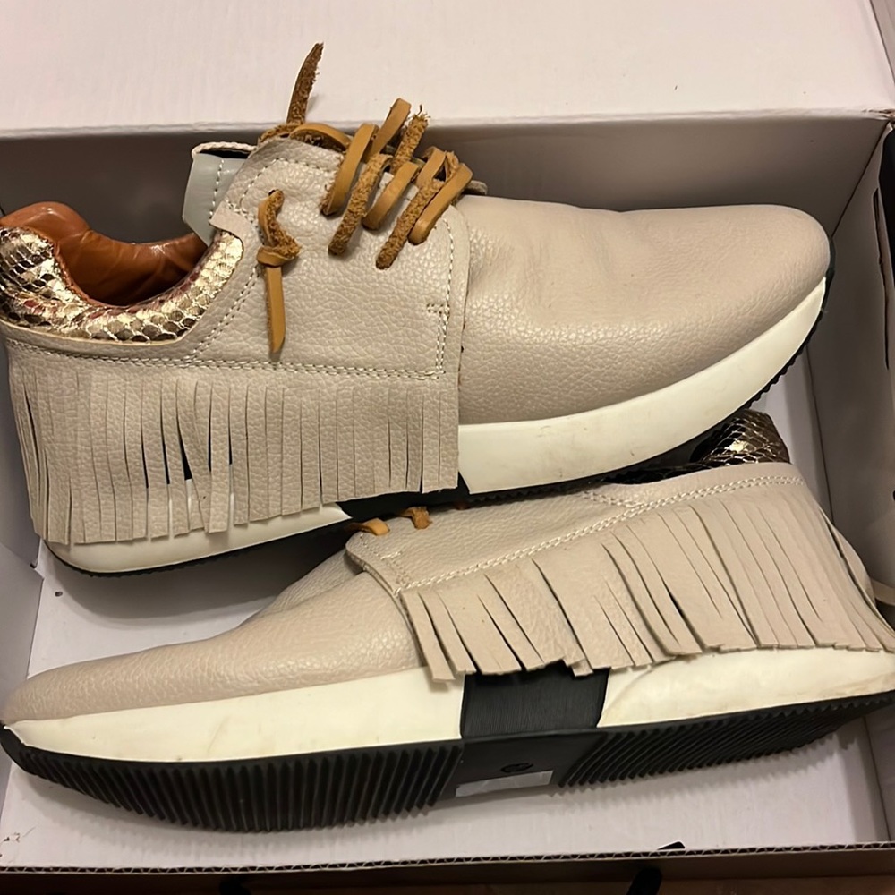 ShuShop Beige and Metallic Fringe Sneakers